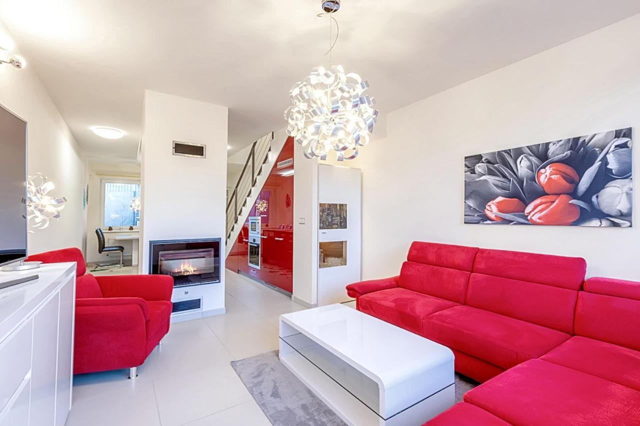 Miky Apartman Klinovec Garden Loučná pod Klínovcem Buitenkant foto